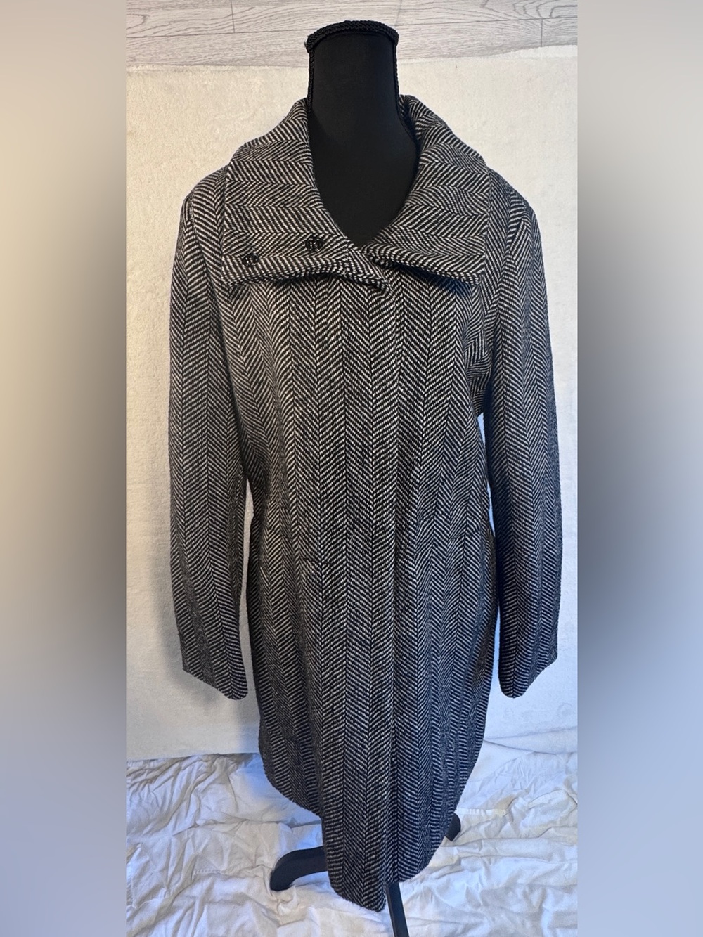 Merona Target XL Wool Blend Herringbone Coat Black Gray Button Front